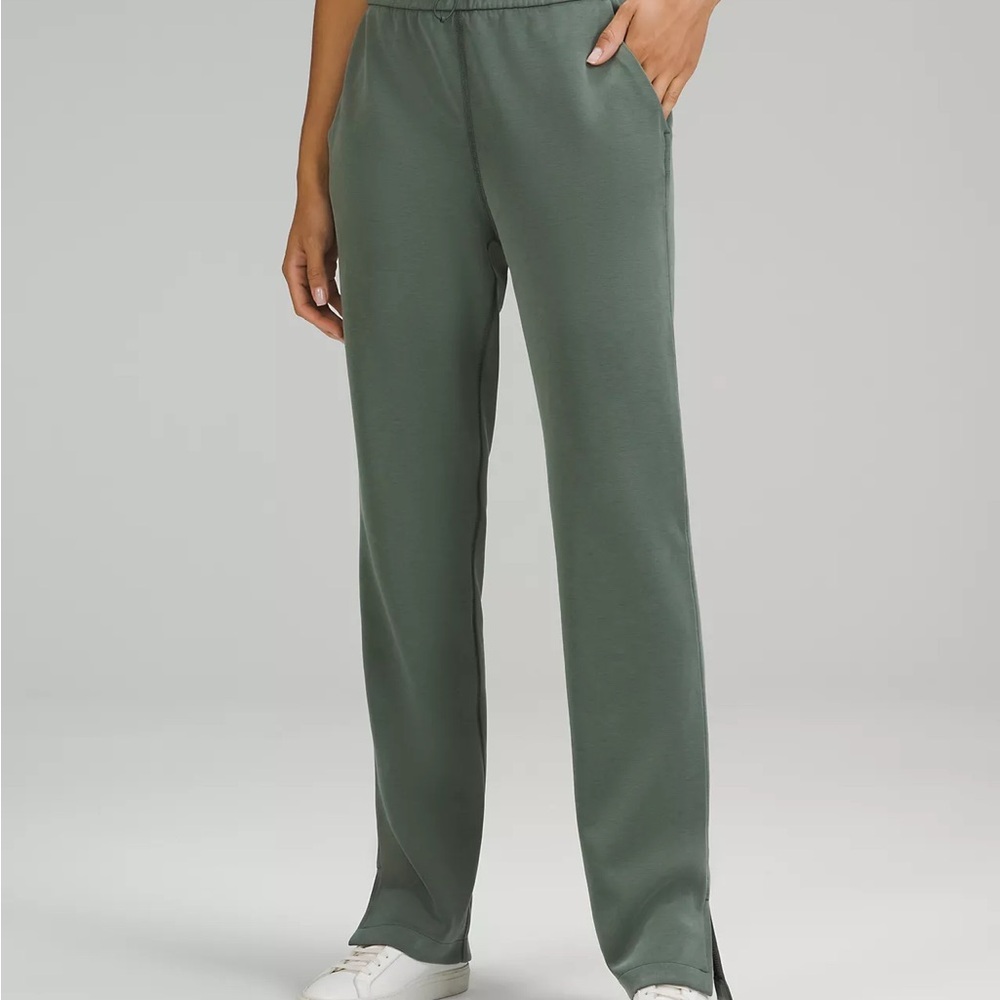 Lululemon Brushed Softstreme Split-Hem High-Rise Pant in Smoked Spruce